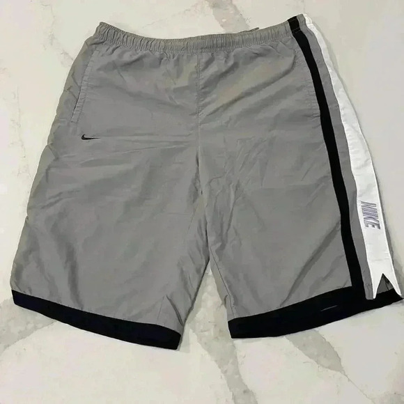 Vintage Early 2000’s Nike Swim Trunks Gray Board Shorts Silver Label Men’s Large - Picture 1 of 8
